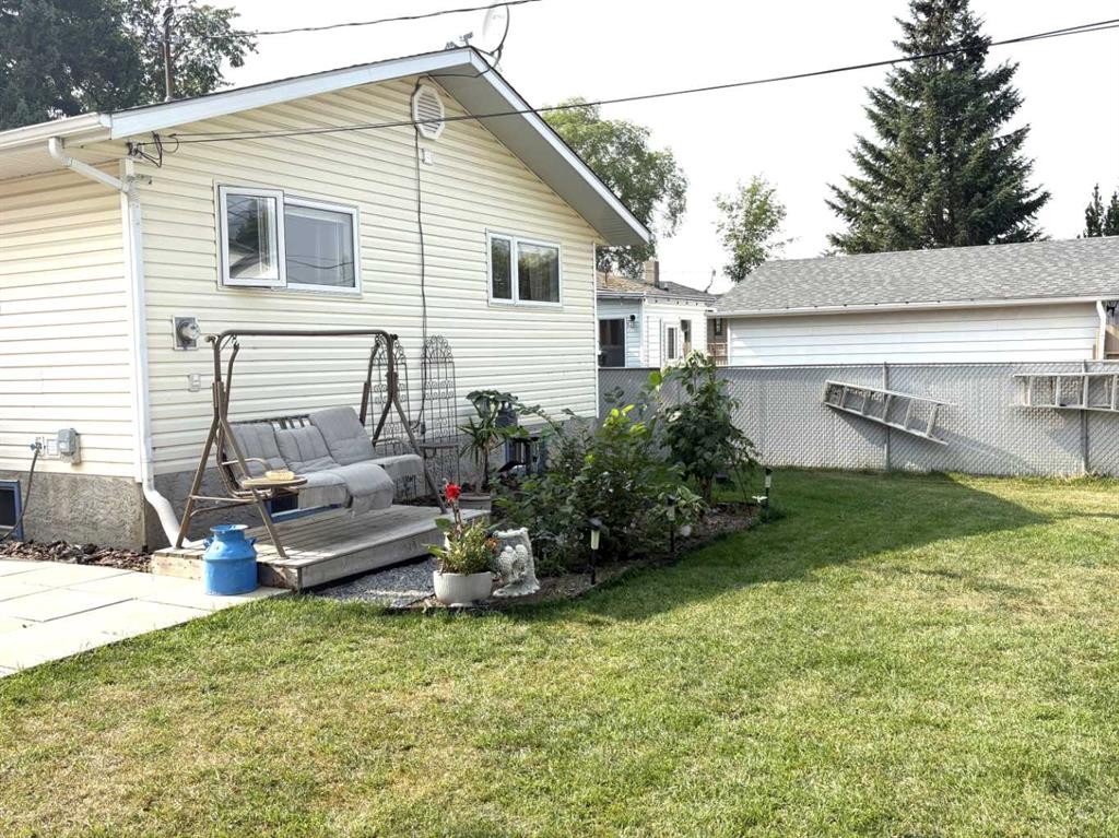 









5007


46

Avenue,
Forestburg,




AB
T0B 1N0

