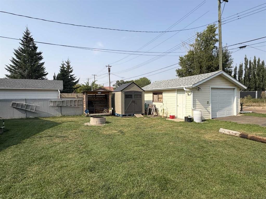 









5007


46

Avenue,
Forestburg,




AB
T0B 1N0

