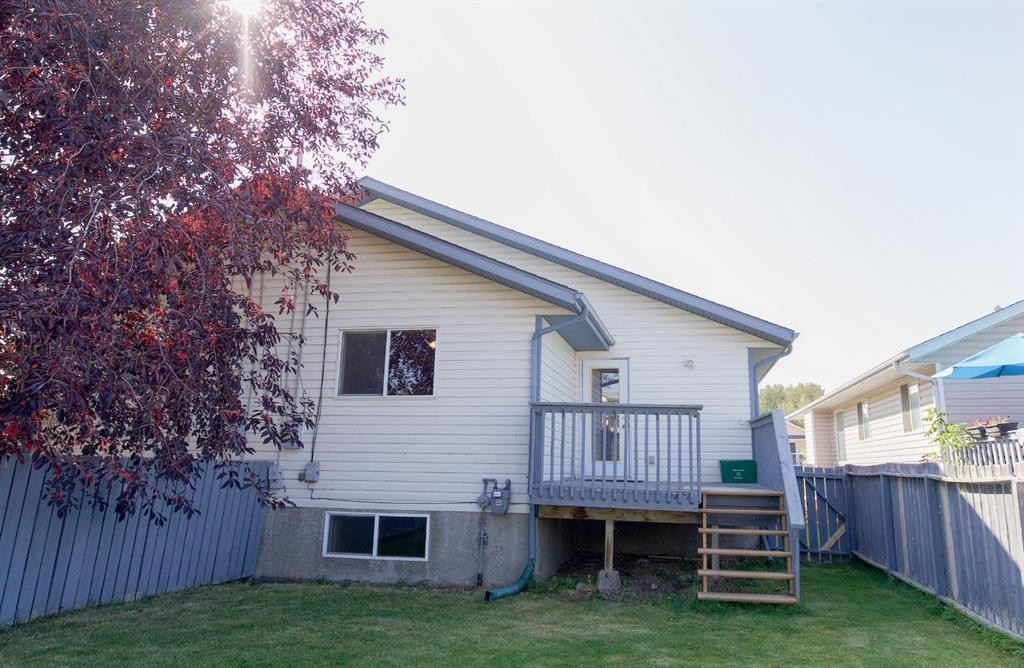 









4605


44

Street,
Sylvan Lake,




AB
T4S 1W7

