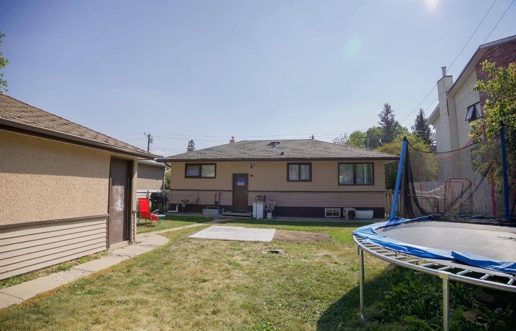 









4122


50

Street,
Red Deer,




AB
T4N 1W7

