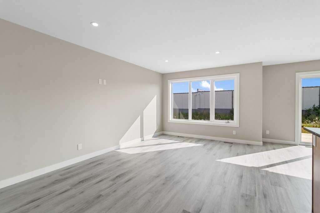 









125


Hampton

Crescent,
Sylvan Lake,




AB
T4S 1S8

