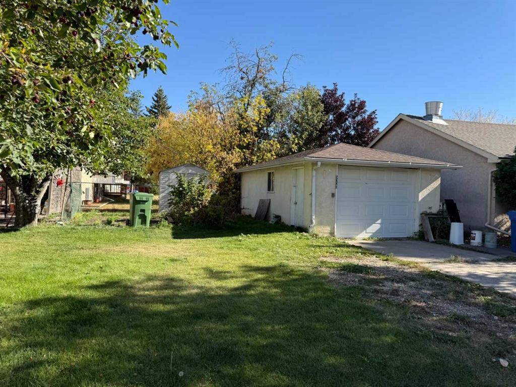 









5337


44

Avenue,
Red Deer,




AB
T4N 3J1

