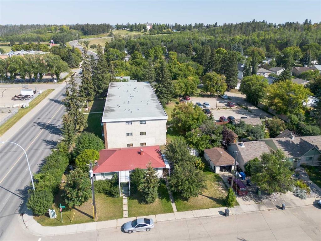 









5337


44

Avenue,
Red Deer,




AB
T4N 3J1

