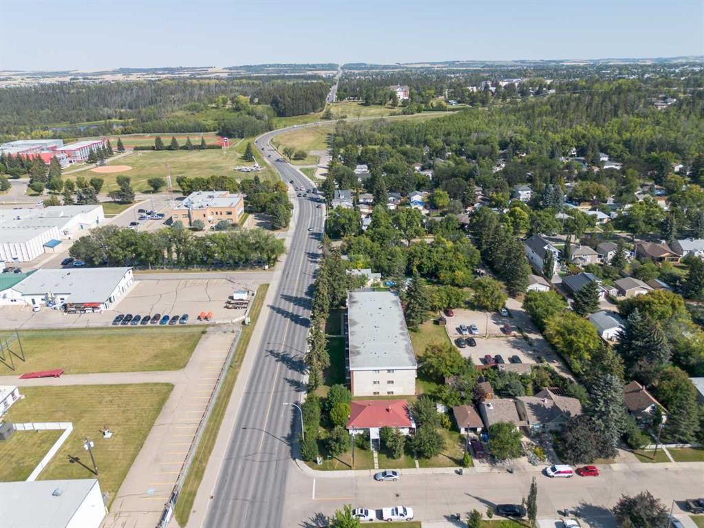 









5337


44

Avenue,
Red Deer,




AB
T4N 3J1

