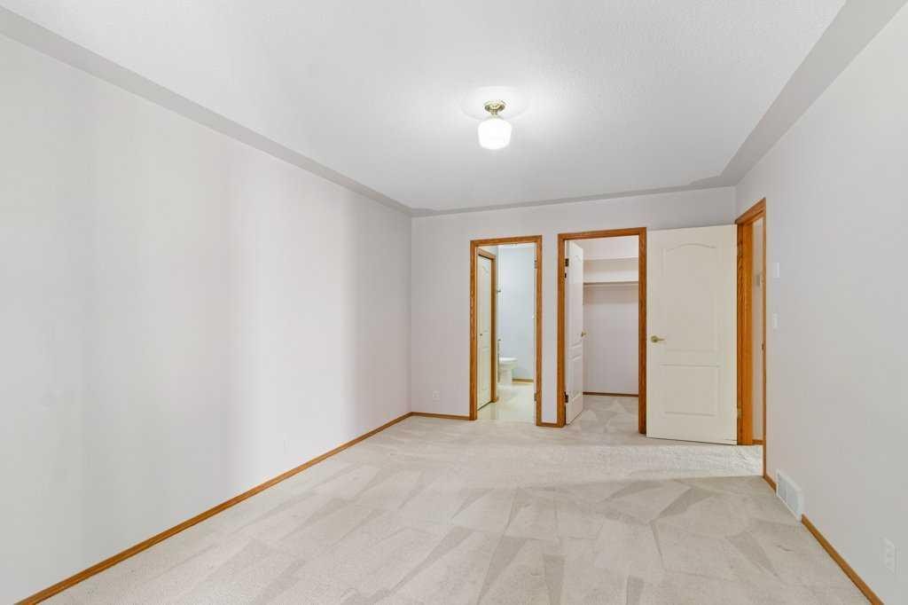 









9


Dunn

Close,
Red Deer,




AB
T4R 2M6

