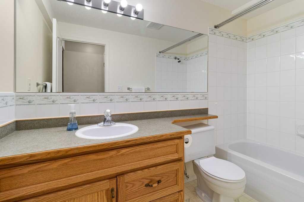 









9


Dunn

Close,
Red Deer,




AB
T4R 2M6

