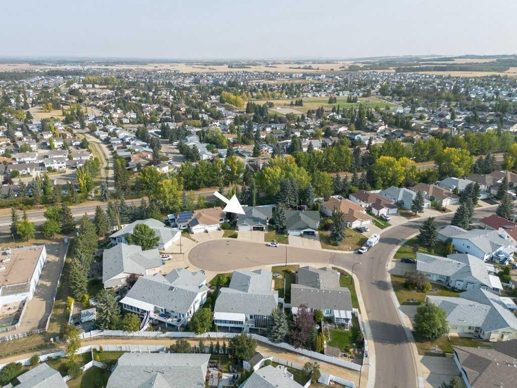 









9


Dunn

Close,
Red Deer,




AB
T4R 2M6

