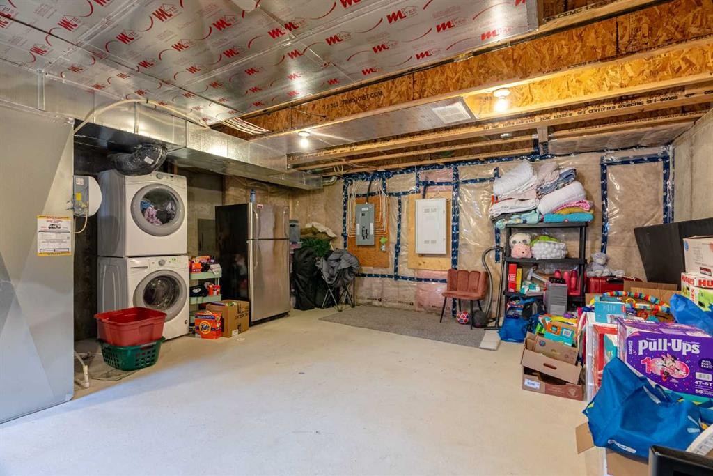









711


Beacon Hill Drive

Drive, 14,
Fort McMurray,




AB
T9H3R5

