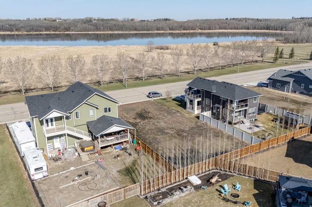 









4975


60

Avenue,
Innisfail,







AB
T4G 0N6

