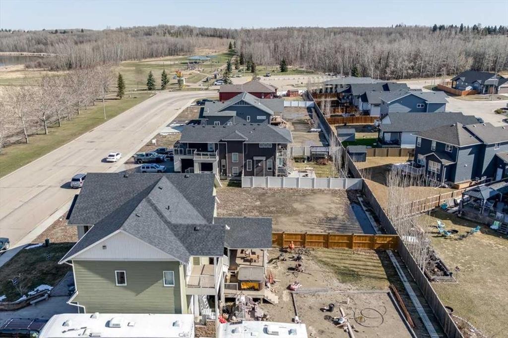 









4975


60

Avenue,
Innisfail,







AB
T4G 0N6


