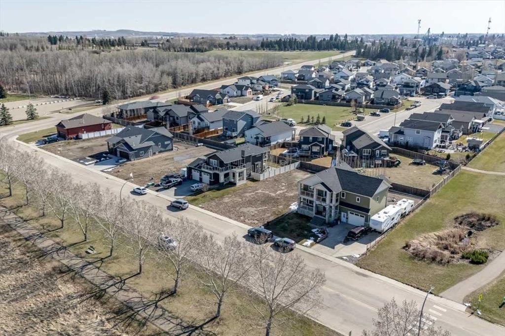 









4975


60

Avenue,
Innisfail,







AB
T4G 0N6

