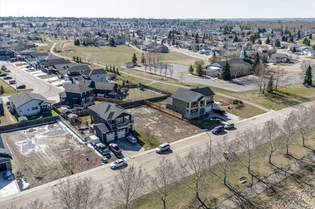 









4975


60

Avenue,
Innisfail,







AB
T4G 0N6

