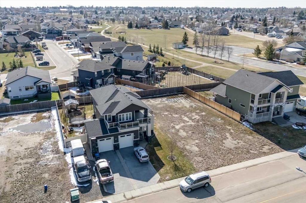 









4975


60

Avenue,
Innisfail,







AB
T4G 0N6

