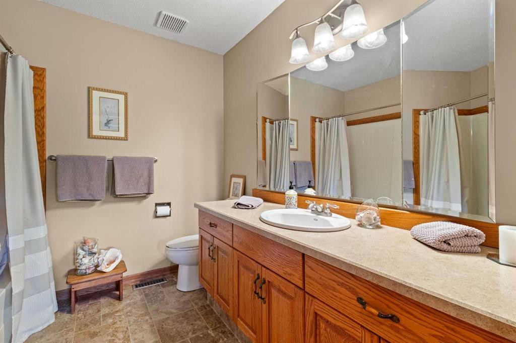 









26540


Highway 11

, 76,
Rural Red Deer County,




AB
T4E 1A3

