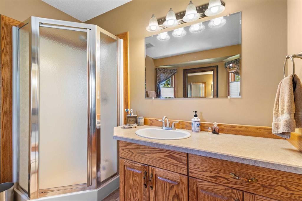 









26540


Highway 11

, 76,
Rural Red Deer County,




AB
T4E 1A3

