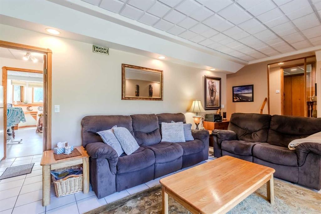









26540


Highway 11

, 76,
Rural Red Deer County,




AB
T4E 1A3


