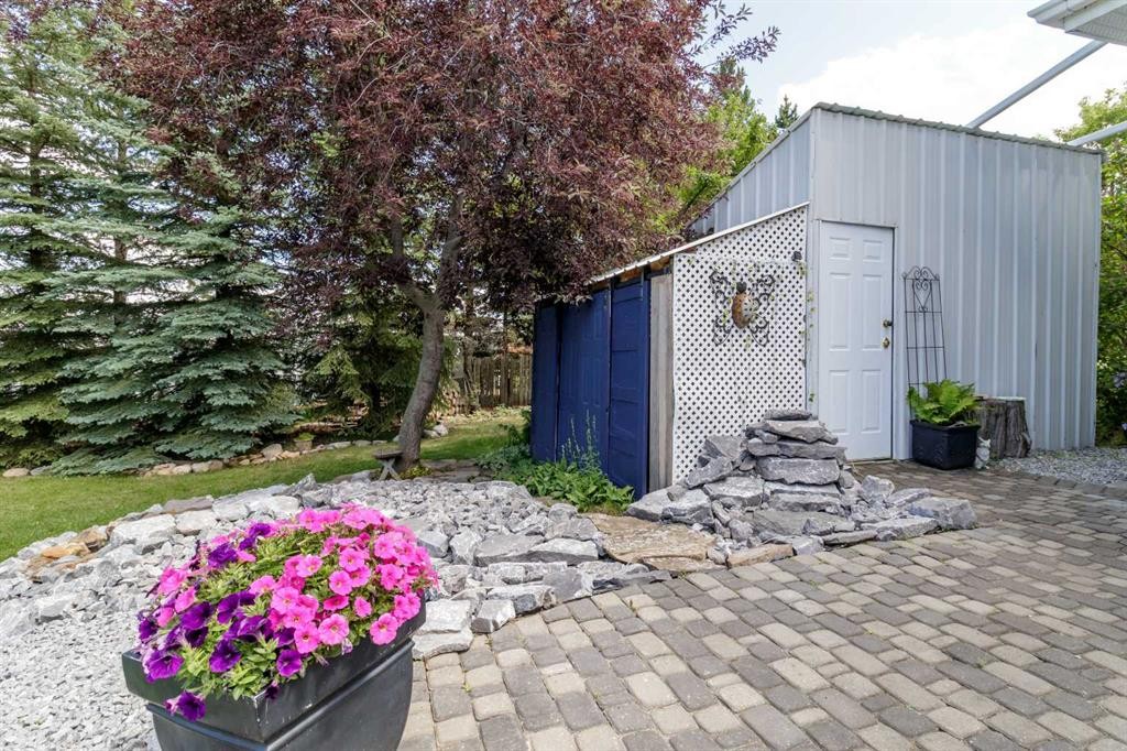 









26540


Highway 11

, 76,
Rural Red Deer County,




AB
T4E 1A3

