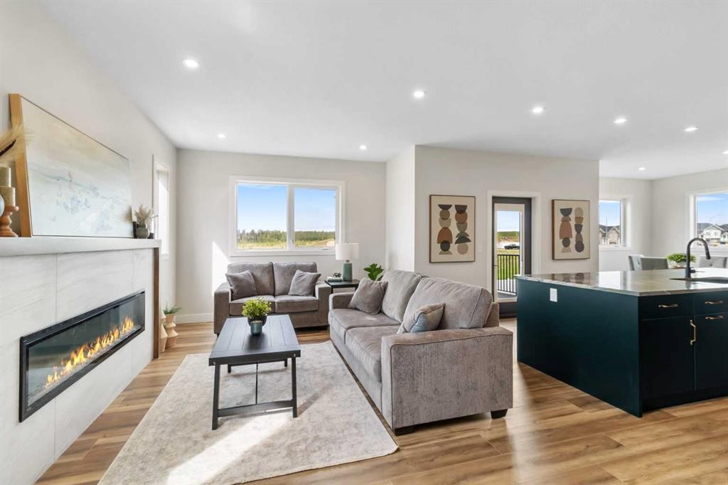 









22


Aura

Drive,
Blackfalds,




AB
T4N0N3

