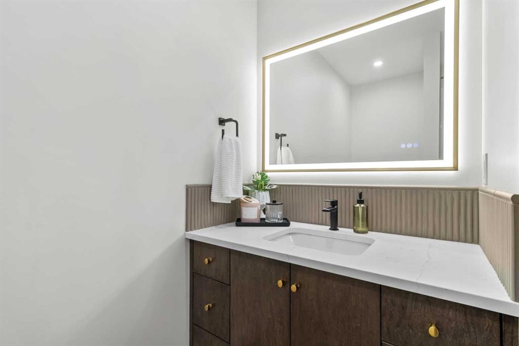 









22


Aura

Drive,
Blackfalds,




AB
T4N0N3


