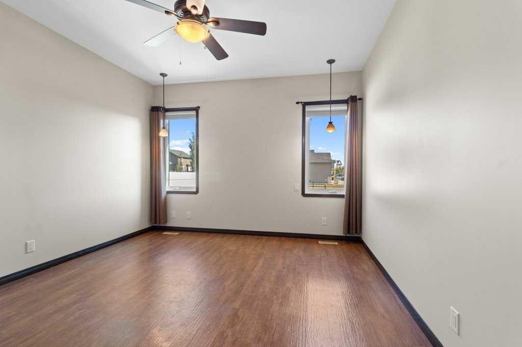 









3


Vista

Close,
Red Deer,




AB
T4R 0N8

