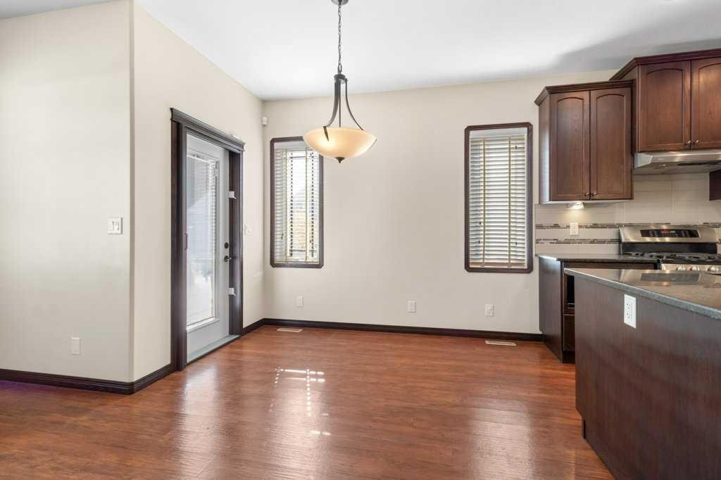 









3


Vista

Close,
Red Deer,




AB
T4R 0N8

