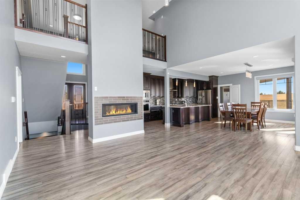 









28513


Township Road 374

,
Rural Red Deer County,




AB
T4N 5E4

