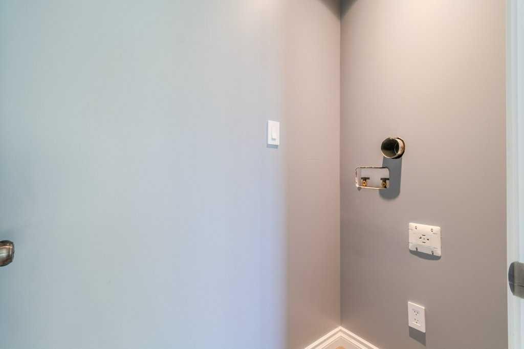 









28513


Township Road 374

,
Rural Red Deer County,




AB
T4N 5E4

