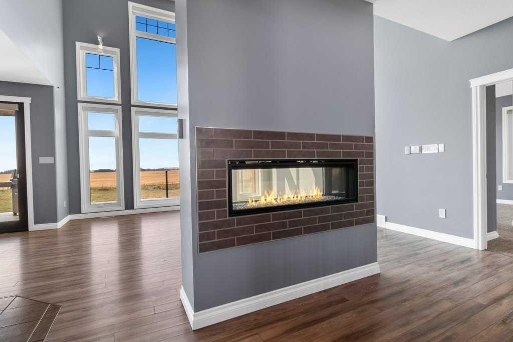 









28513


Township Road 374

,
Rural Red Deer County,




AB
T4N 5E4

