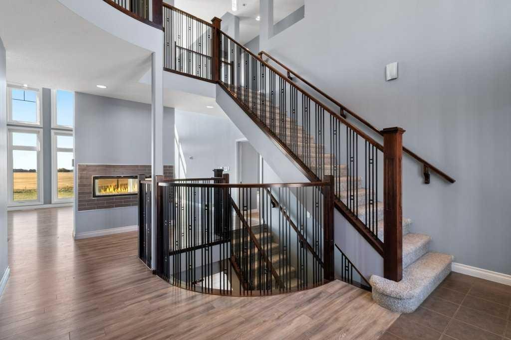 









28513


Township Road 374

,
Rural Red Deer County,




AB
T4N 5E4

