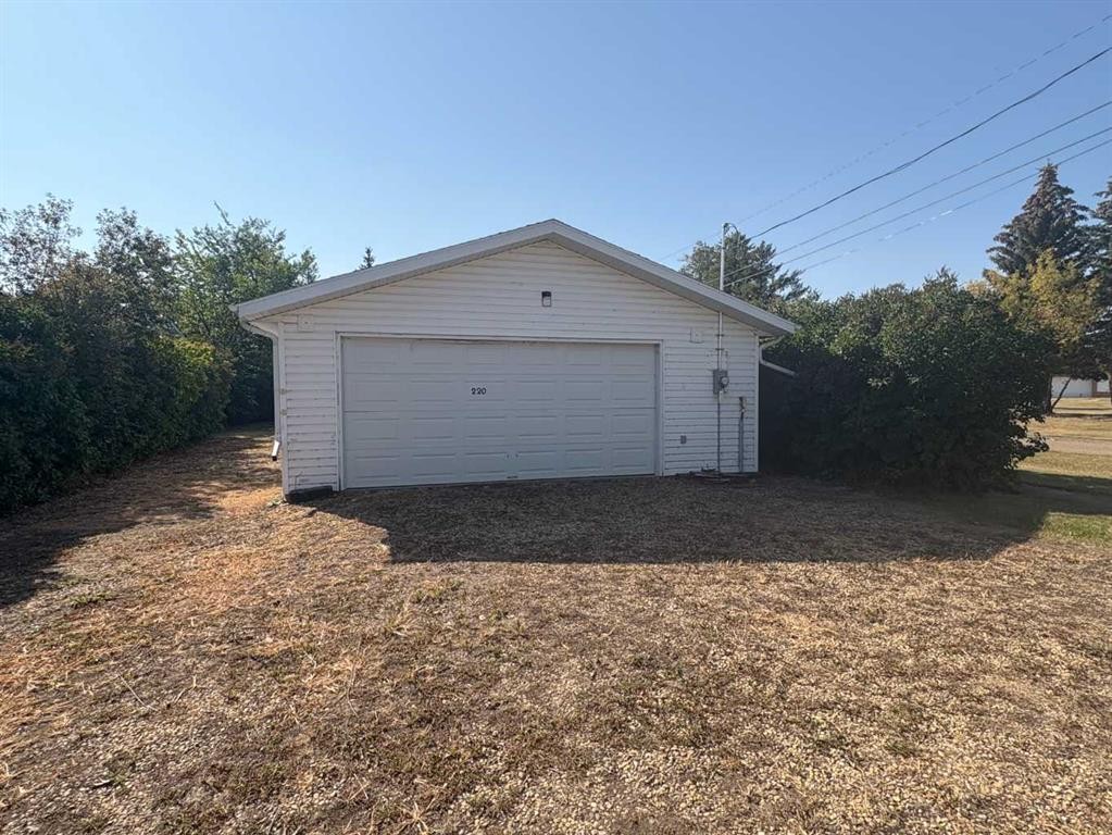 









220


LADY VIVIAN

Avenue West,
Galahad,




AB
T0B 1R0

