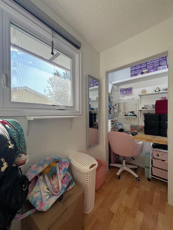 









3807


62

Street,
Camrose,




AB
T4V 3B5

