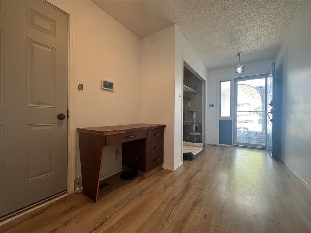









3807


62

Street,
Camrose,




AB
T4V 3B5

