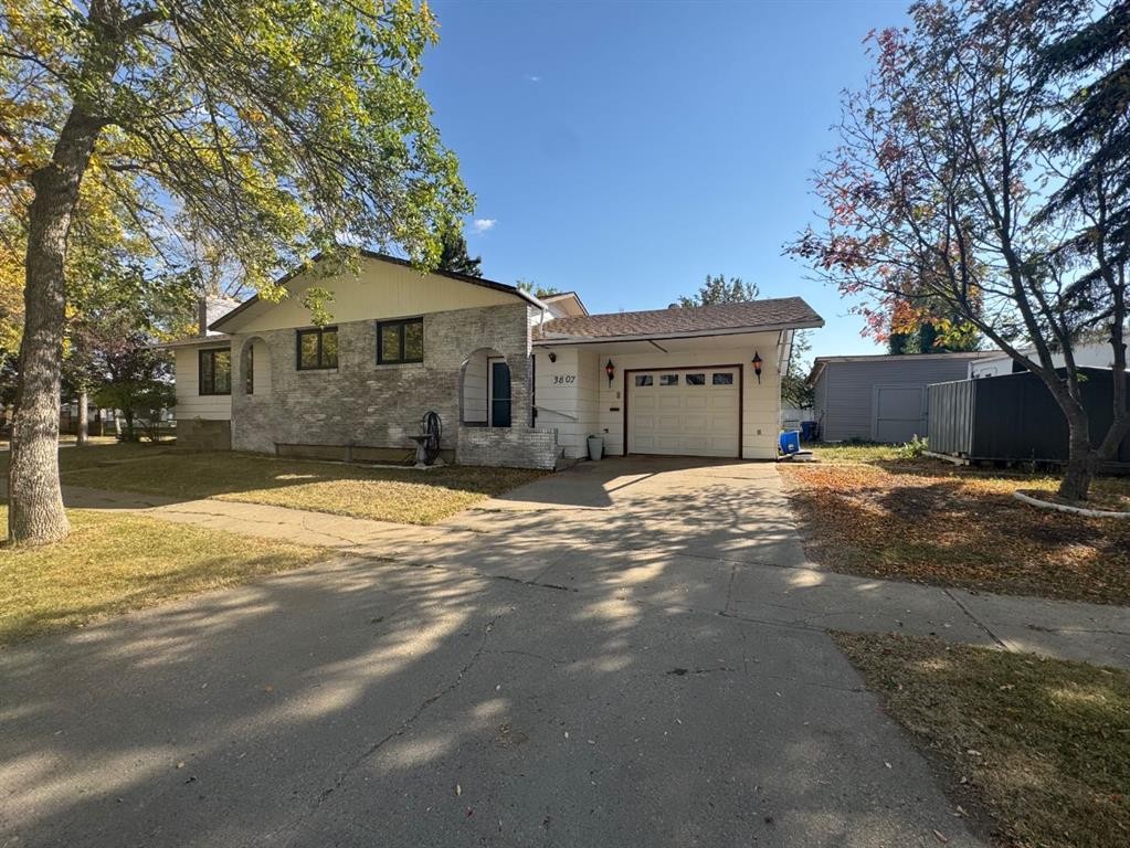 









3807


62

Street,
Camrose,




AB
T4V 3B5

