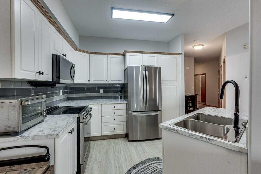 









5300


48

Street, 304,
Red Deer,




AB
T4N 7C5


