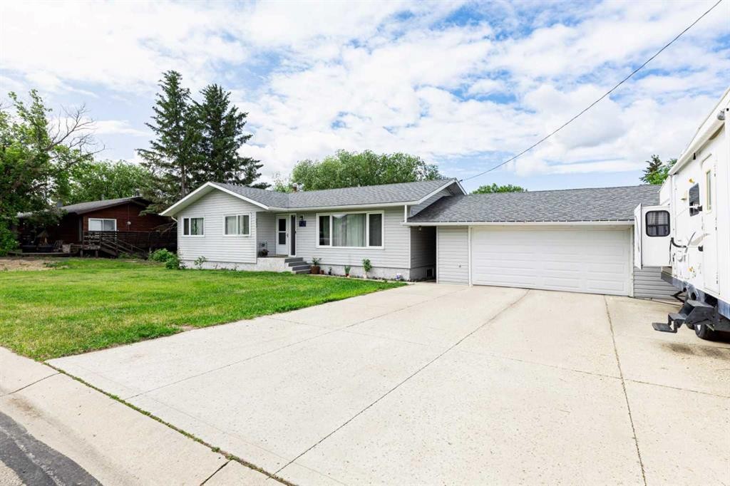 









4812


Lake

Street,
Alix,




AB
T0C 0B0

