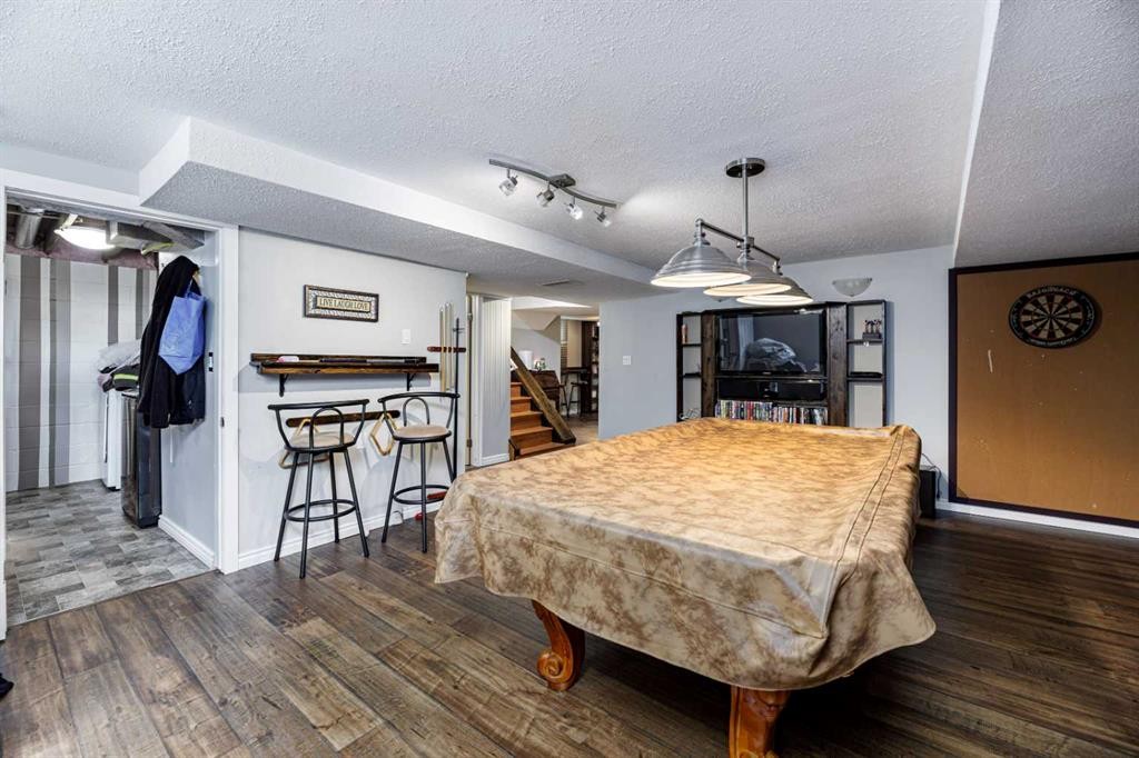 









4812


Lake

Street,
Alix,




AB
T0C 0B0

