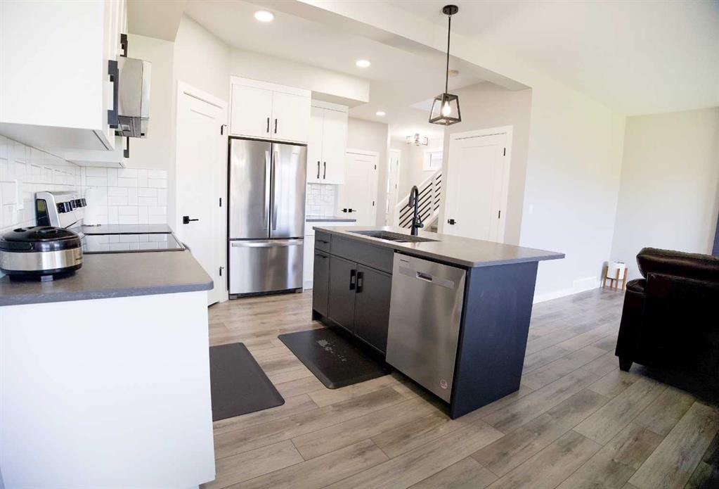 









119


Crestview

Boulevard,
Sylvan Lake,




AB
T4S 0V8

