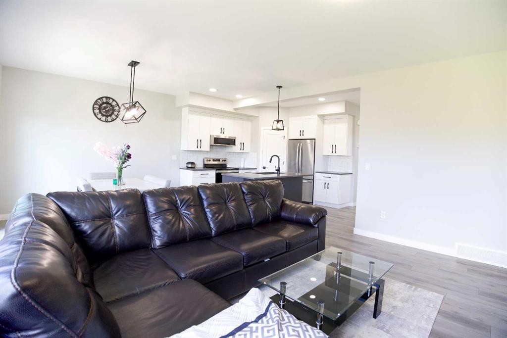 









119


Crestview

Boulevard,
Sylvan Lake,




AB
T4S 0V8

