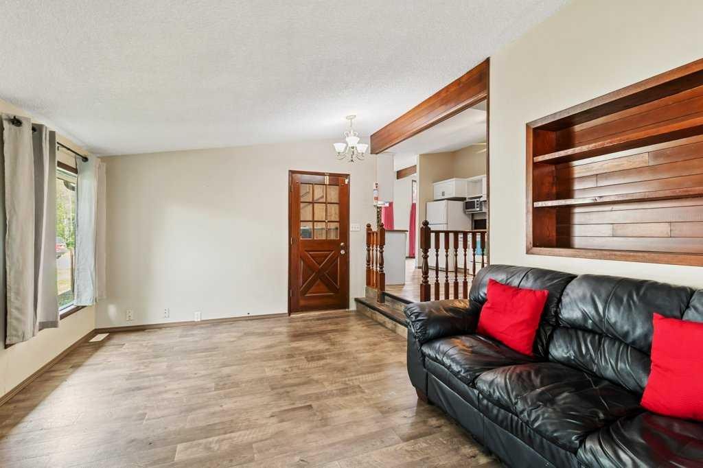 









18


Odell

Green,
Red Deer,




AB
T4P 1V4

