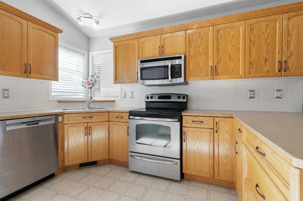 









23


Hunter

Road,
Sylvan Lake,




AB
T4S 2L6

