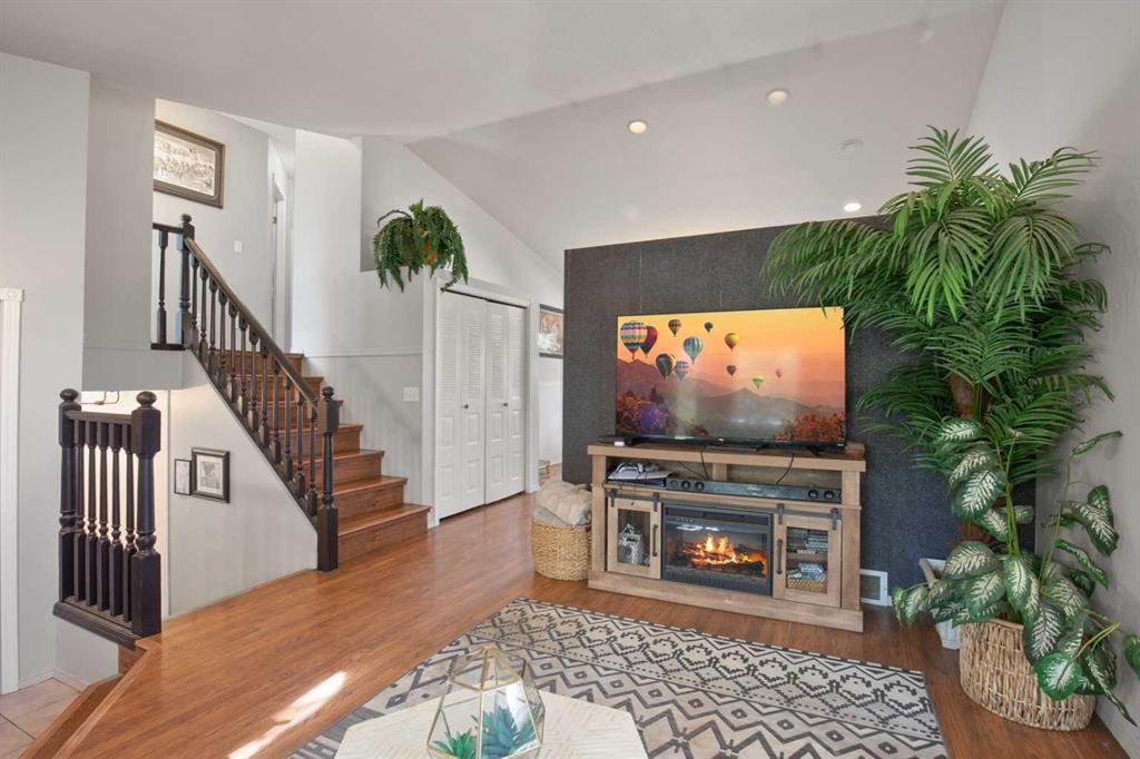 









61


Pickwick

Lane,
Lacombe,




AB
T4L1T5

