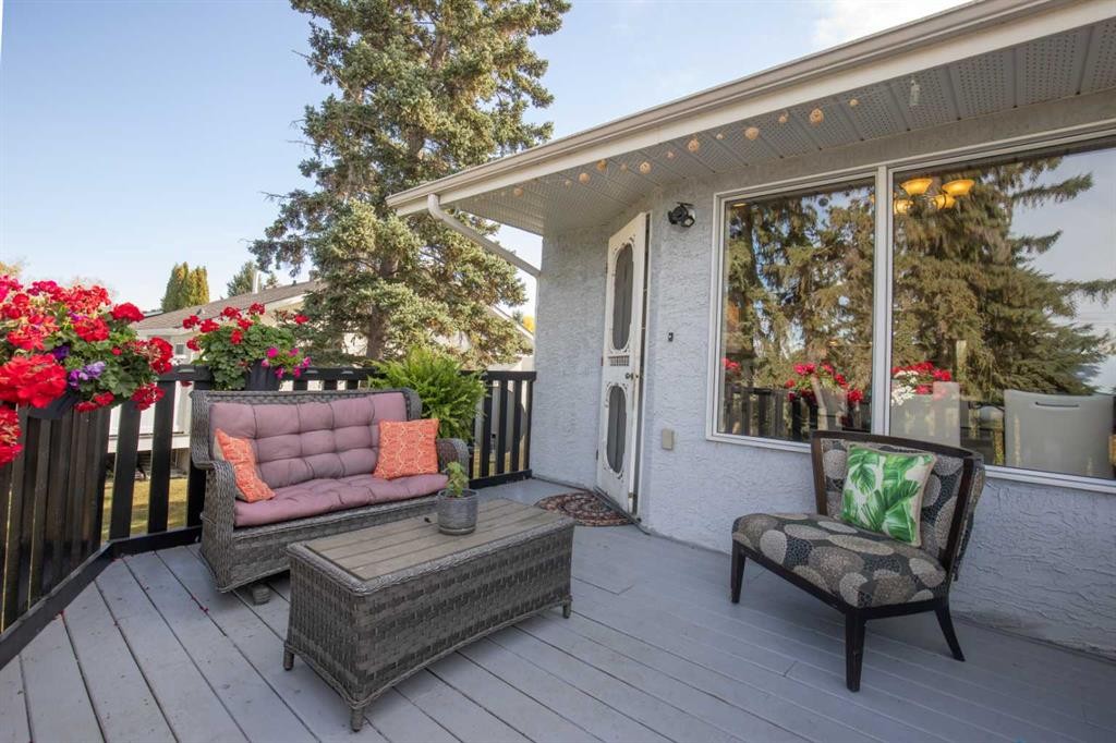 









61


Pickwick

Lane,
Lacombe,




AB
T4L1T5

