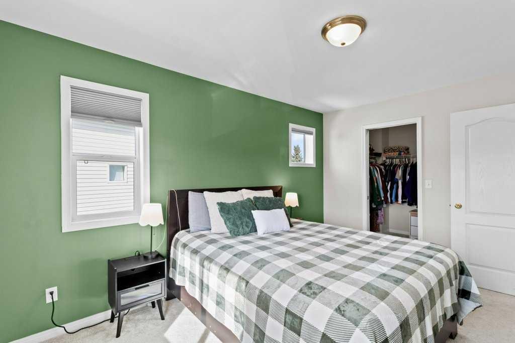 









33


Donlevy

Avenue, 45,
Red Deer,




AB
T4R 3B6

