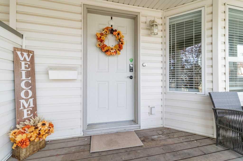 









33


Donlevy

Avenue, 45,
Red Deer,




AB
T4R 3B6

