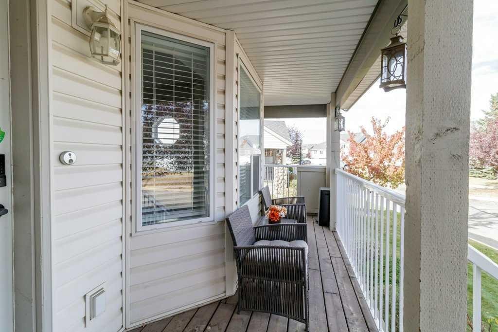 









33


Donlevy

Avenue, 45,
Red Deer,




AB
T4R 3B6

