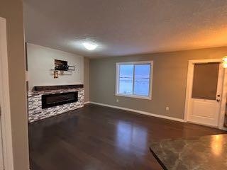









6802


50

Avenue, 20,
Camrose,




AB
T4V 5C7

