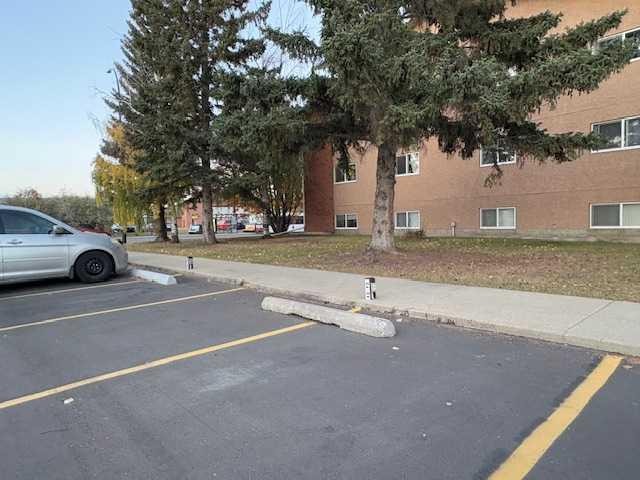 









41


Bennett

Street, 306,
Red Deer,




AB
T4R 1V4

