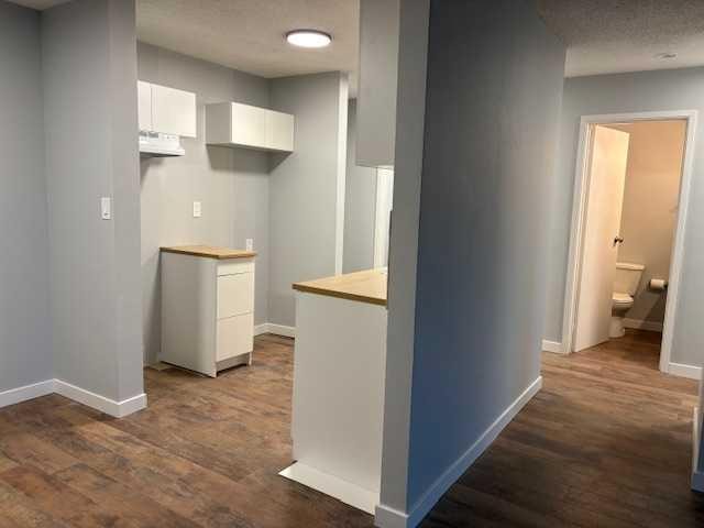 









41


Bennett

Street, 306,
Red Deer,




AB
T4R 1V4

