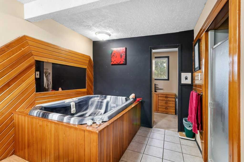 









9


Ockley

Close,
Red Deer,




AB
T4N 5A9

