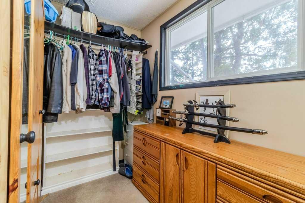 









9


Ockley

Close,
Red Deer,




AB
T4N 5A9

